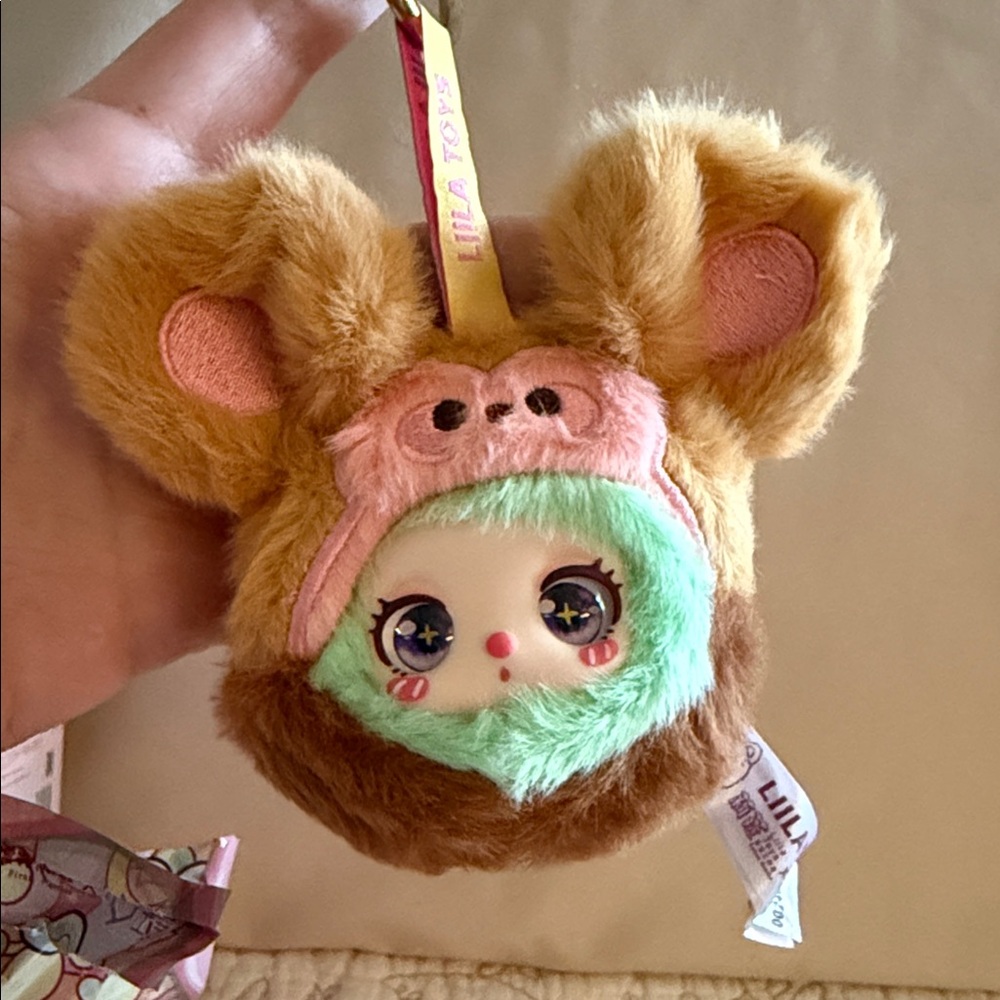 🔥 Fire Sale 🔥
Liila’s Garden Tea Party Confirmed: Kiwi Monkey w/ + in eyes